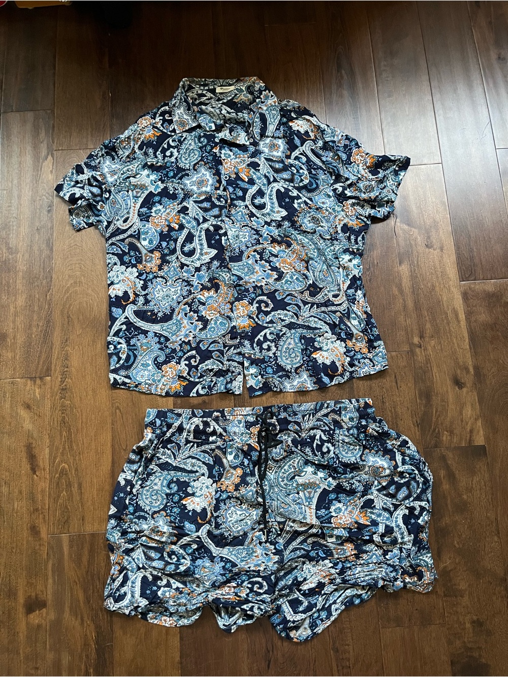 Men’s Short-Sleeve Paisley Set